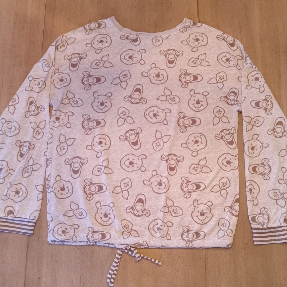 Winni The Pooh Pajama Set - Picture 3 of 7